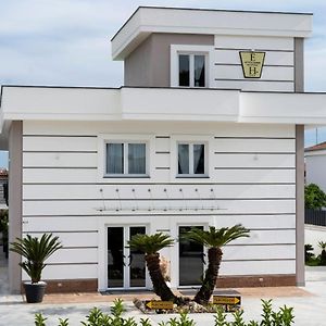 Hotel Elite Varcaturo Exterior photo