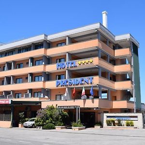 Hotel President Pomezia Exterior photo