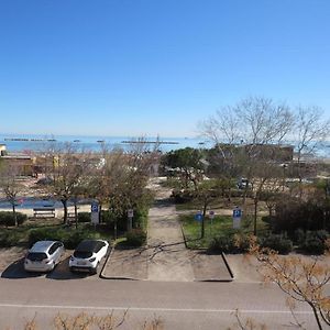 Hotel Primula Cesenatico Exterior photo