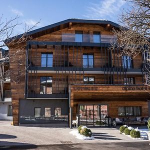 Hotel San Valier Cavalese Exterior photo