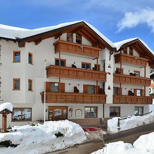 Hotel Villa Aurora San Martino Di Castrozza Exterior photo