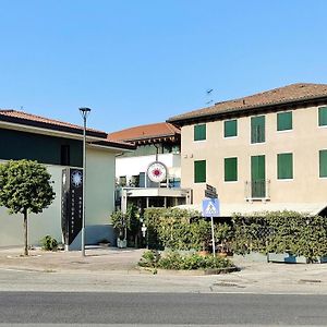 Hotel Locanda Al Sole Castello Di Godego Exterior photo
