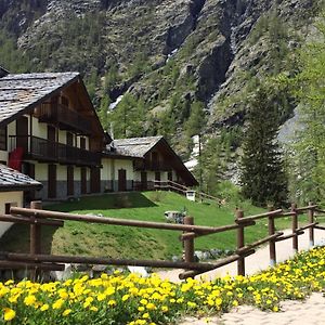 Residence Dei Walser Gressoney-la-Trinité Exterior photo