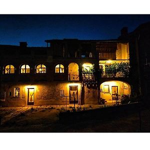 Bed and Breakfast Per Sognare Per Sugnè Lesegno Exterior photo