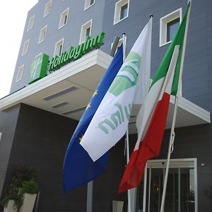 Holiday Inn Milan Nord Zara By Ihg Cinisello Balsamo Exterior photo