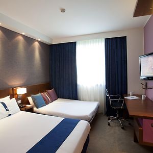 Holiday Inn Express Reggio Emilia, an IHG Hotel Room photo