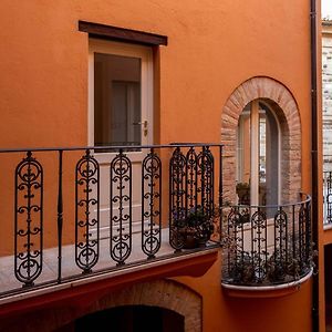 Bed and Breakfast Il Cortile Segreto San Severino Marche Exterior photo