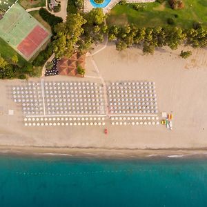 VOI Floriana Resort Simeri Mare Exterior photo