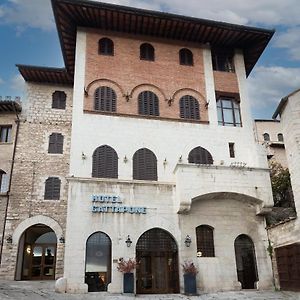 Hotel Gattapone Gubbio Exterior photo