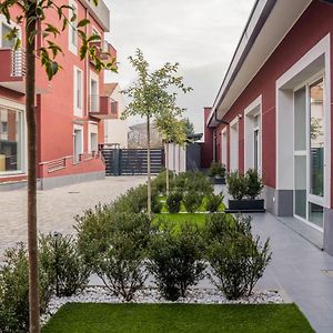 Aparthotel Terranova49 Novara Exterior photo