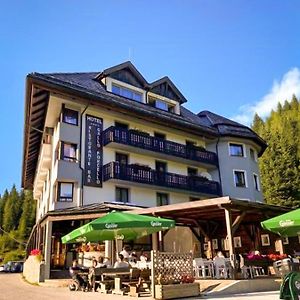 Biker Hotel Al Gallo Forcello Passo di Pramollo Exterior photo