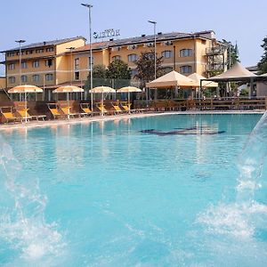Ancora Sport Resort Hotel Meolo Exterior photo