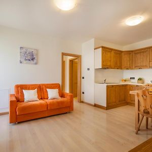Aparthotel Residenza Casale Ponte Arche Exterior photo