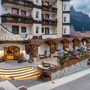 Hotel Letizia San Martino Di Castrozza Exterior photo