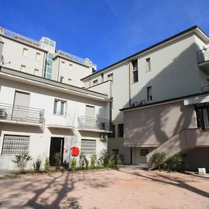 Dependance Londra Hotel Duca Di Kent Cesenatico Exterior photo