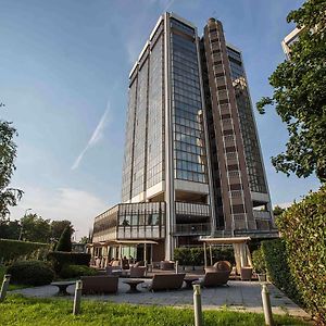 Best Western Plus The Hub Hotel Milano Exterior photo