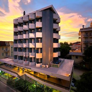 Hotel Raffaello Bellaria-Igea Marina Exterior photo