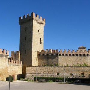 Bed and Breakfast Castello Di Vigoleno Exterior photo