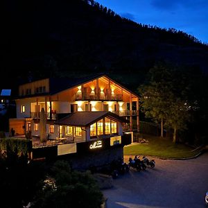 Bed and Breakfast Garni Marianne Malles Venosta Exterior photo