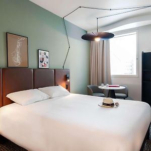 Ibis Lausanne Centre Exterior photo