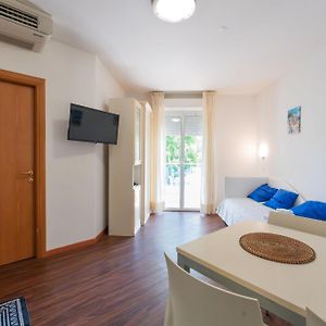 Residence Marconi Mare Rimini Exterior photo