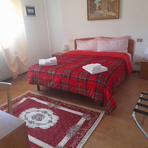 B&B La Torre Di Porta Maggiore Ascoli Piceno Exterior photo