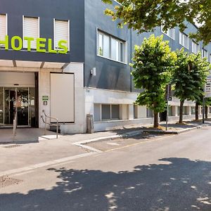 B&B Hotel Milano Ornato Exterior photo