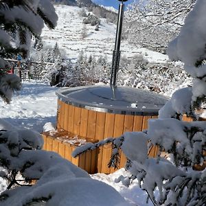 Bed and Breakfast Mi Casa Tu Casa Brusson Exterior photo