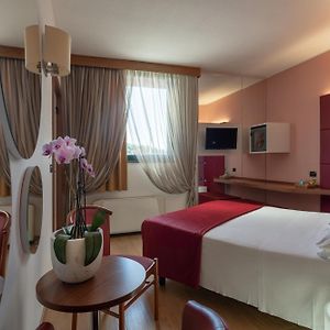 Hotel Motel Futura Paderno Dugnano Exterior photo