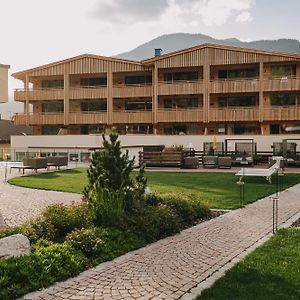 Alpine Nature Hotel Stoll Planca di Sopra Exterior photo