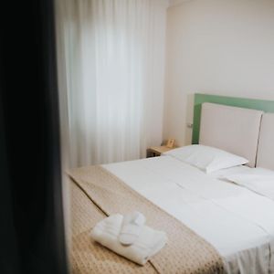 Plana Hotel Caserta Exterior photo