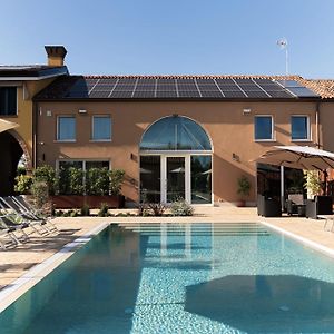 Hotel Al Casale Sambruson Exterior photo