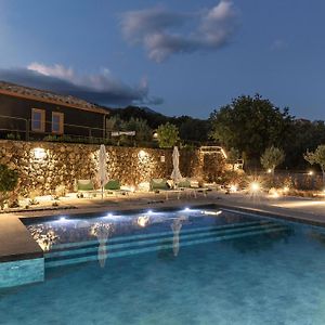 Podere Dell'Etna Segreta - Essential Nature Hotel & Glamping Biancavilla Exterior photo