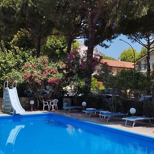 Hotel Zani Cervia Exterior photo