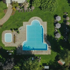 Ferien & Wellnesshotel Windschar Brunico Exterior photo