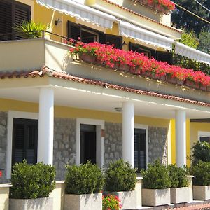 B&B Spigolatrice Sapri Exterior photo