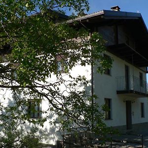 Bed and Breakfast La Via del Sole Susa Exterior photo