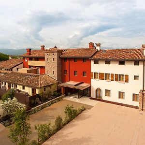 Elliot Osteria e dormire in collina Manzano Exterior photo