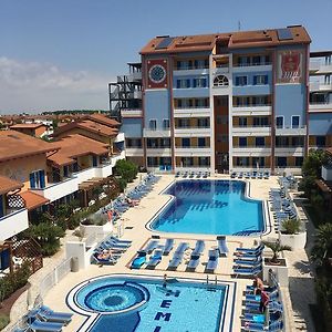 Villaggio Hemingway - Aparthotel Caorle Exterior photo