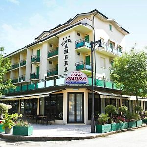 Hotel Ambra Cesenatico Exterior photo