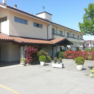 Hotel Borgonuovo Marene Exterior photo