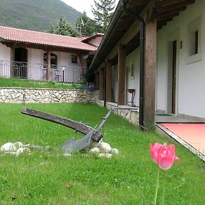 Les Chalets B&B Villetta Barrea Exterior photo