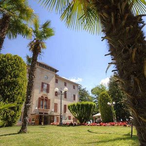 Hotel Villa Quiete Montecassiano Exterior photo