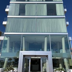 Hotel Commodore Cervia Exterior photo